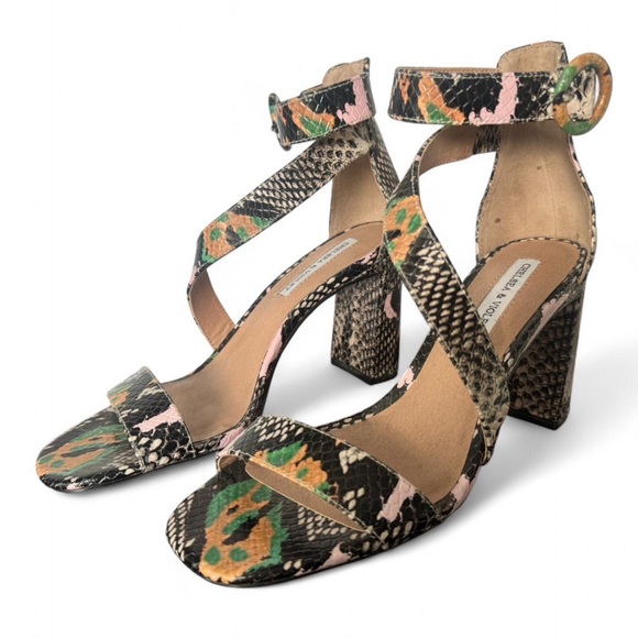 Chelsea & Violet Black Ruffled Bubble Heels - Picture 2 of 2